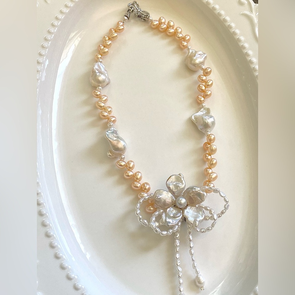 N188 -High Quality Petal Pearl Flower, Flameball And  Champagne Pearl Necklace